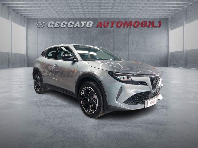 Alfa Romeo Junior Junior 1.2 ibrida 136cv edct6