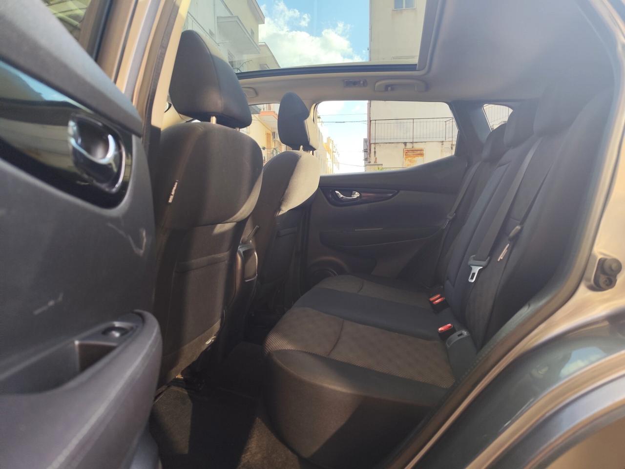 Nissan Qashqai 1.5 dCi 110CV N-CONNECTA TETTO NAVI