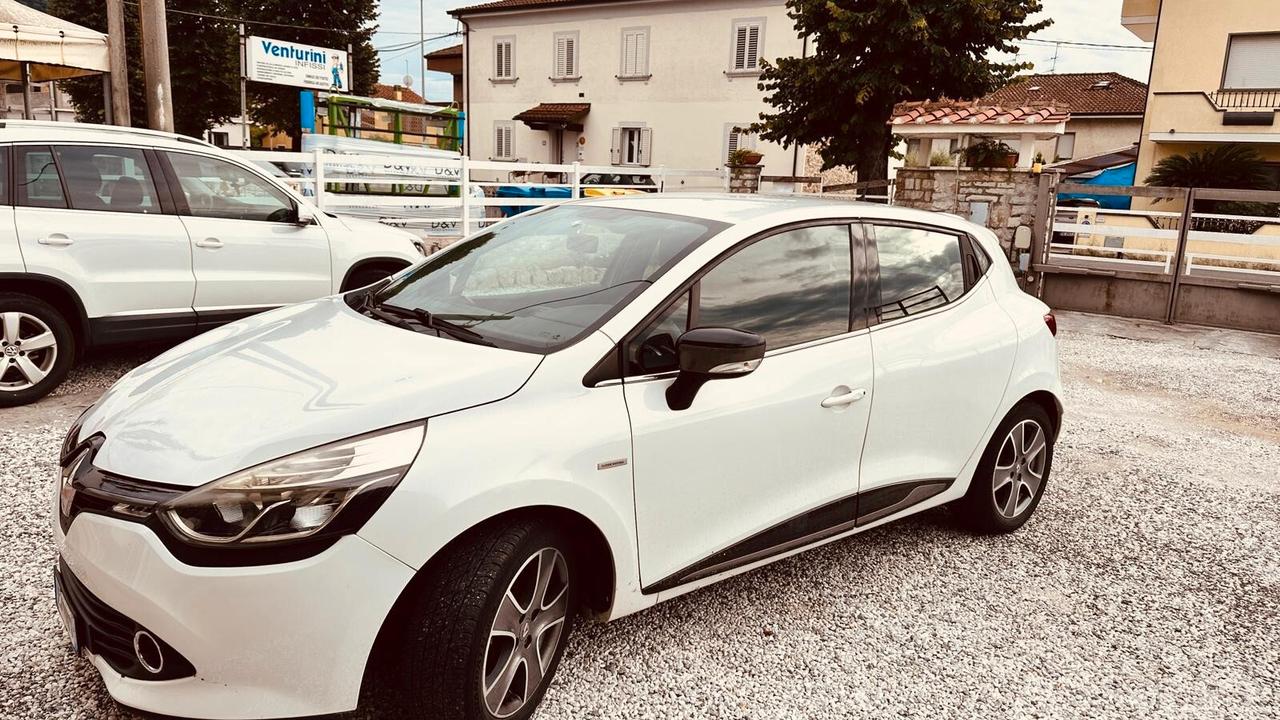 Renault Clio 1.2 75CV 5 porte Costume National
