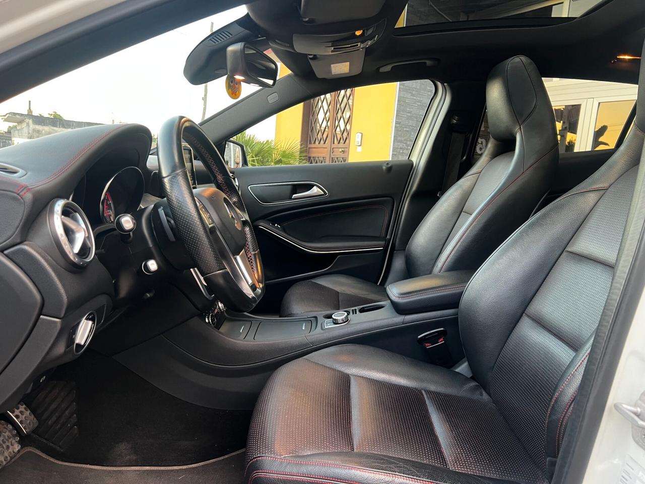 M-Benz GLA 220 CDI 4Matic Premium- AMG-TETTO- FULL