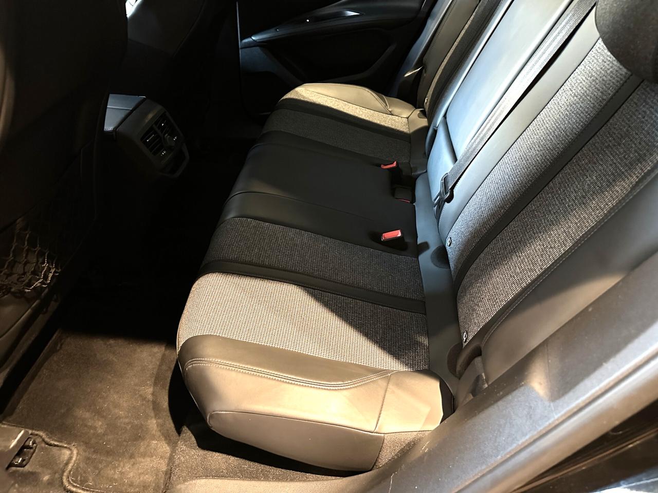 Peugeot 3008 BlueHDi 120 S&S Allure