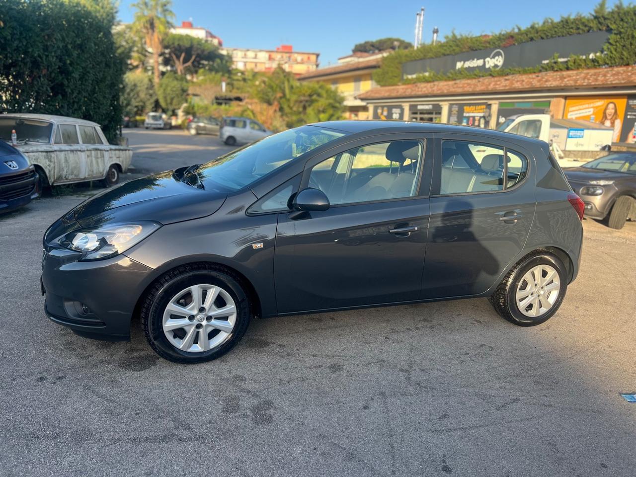 Opel Corsa 1.2 5 porte