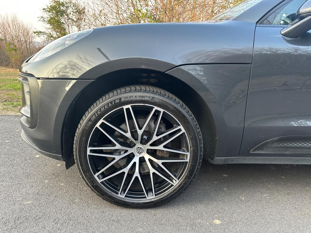 Porsche Macan 2.0 - 2021