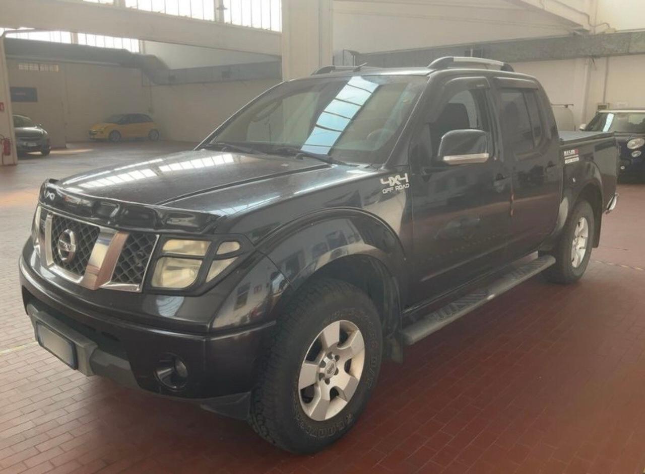 NISSAN NAVARA - PICK UP - 4X4 - GANCIO TRAINO