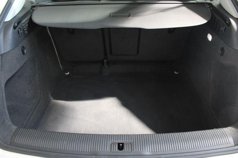 Audi Q3 2.0 TDI 120CV