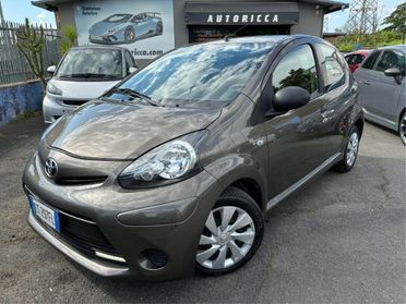 TOYOTA Aygo 1.0 69CV 5 porte Connect