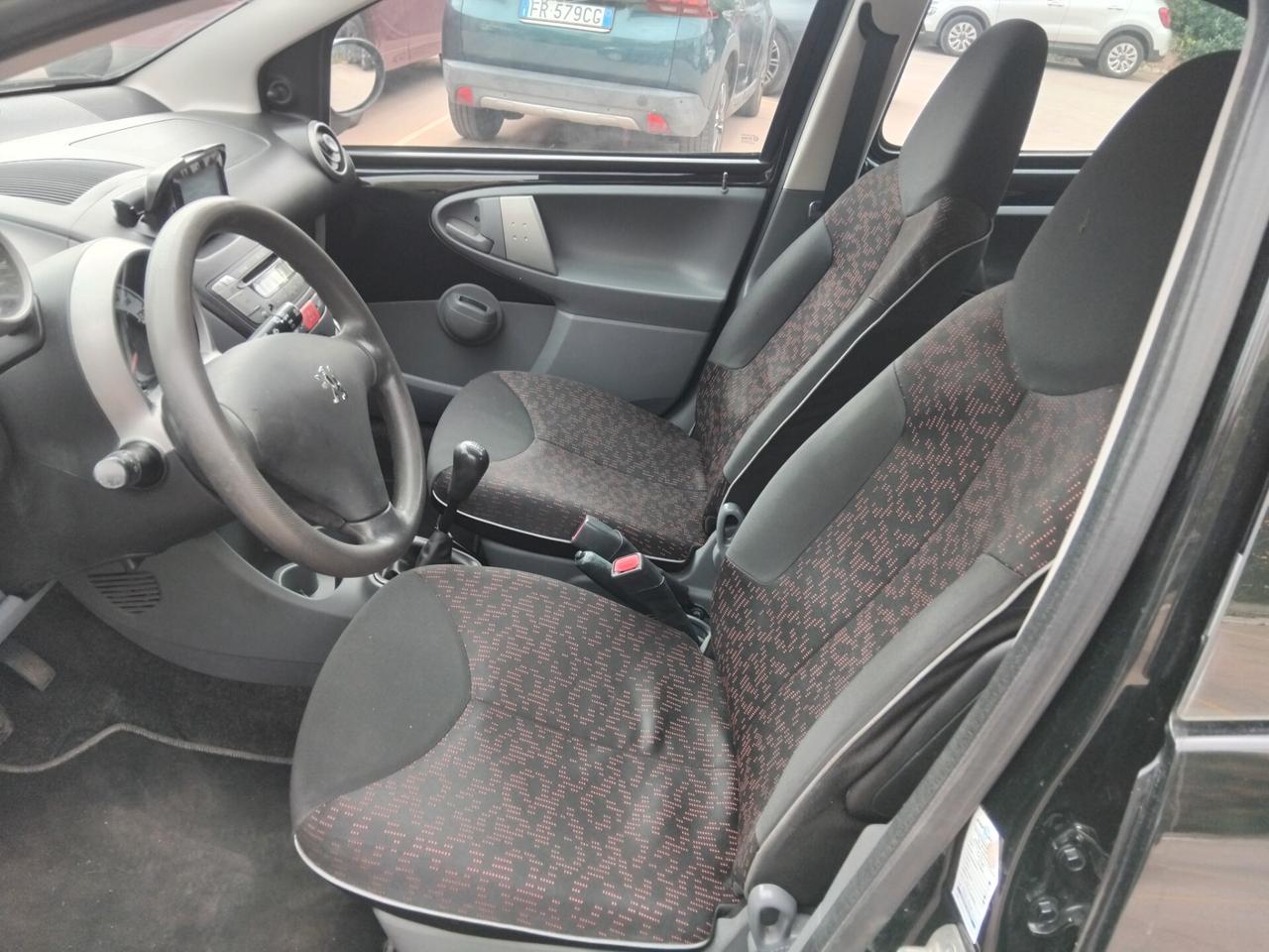 PEUGEOT 107 NAVY 1.0 ANNO 2012 GARANZIA 12 MESI