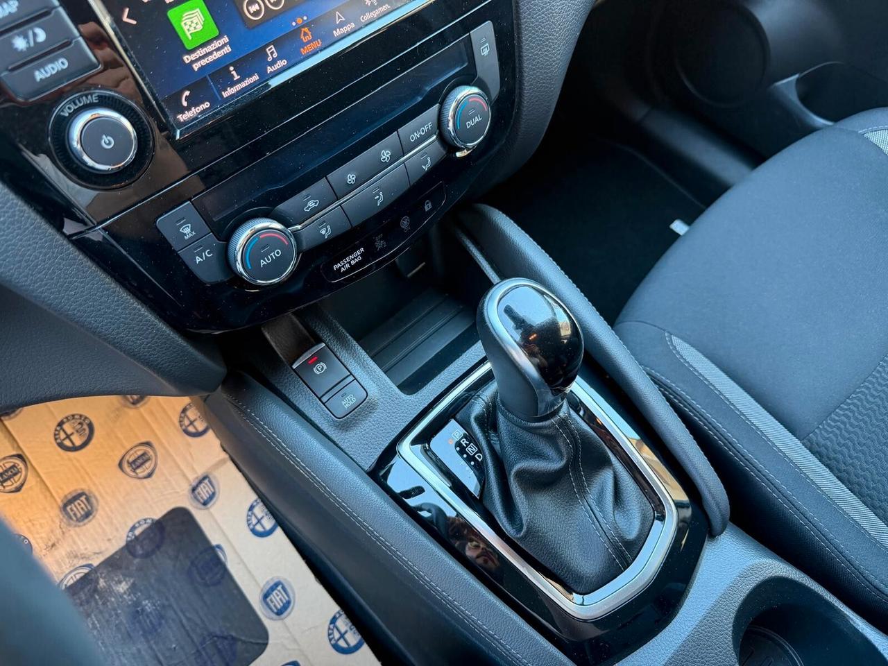 Nissan Qashqai 1.5 dCi 115 CV CAMBIO AUTOMATICO