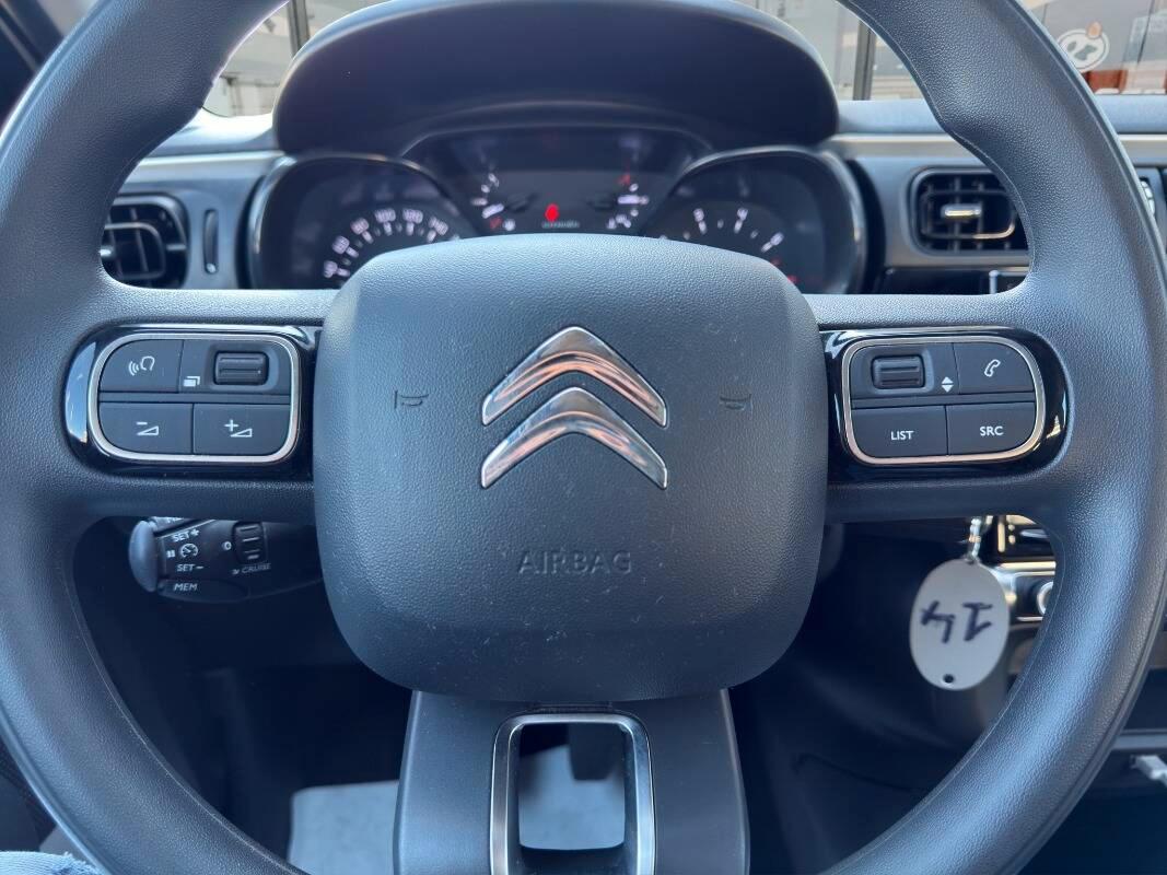 Citroen C3 1.2 puretech Feel Pack s&s 83cv con CarPlay