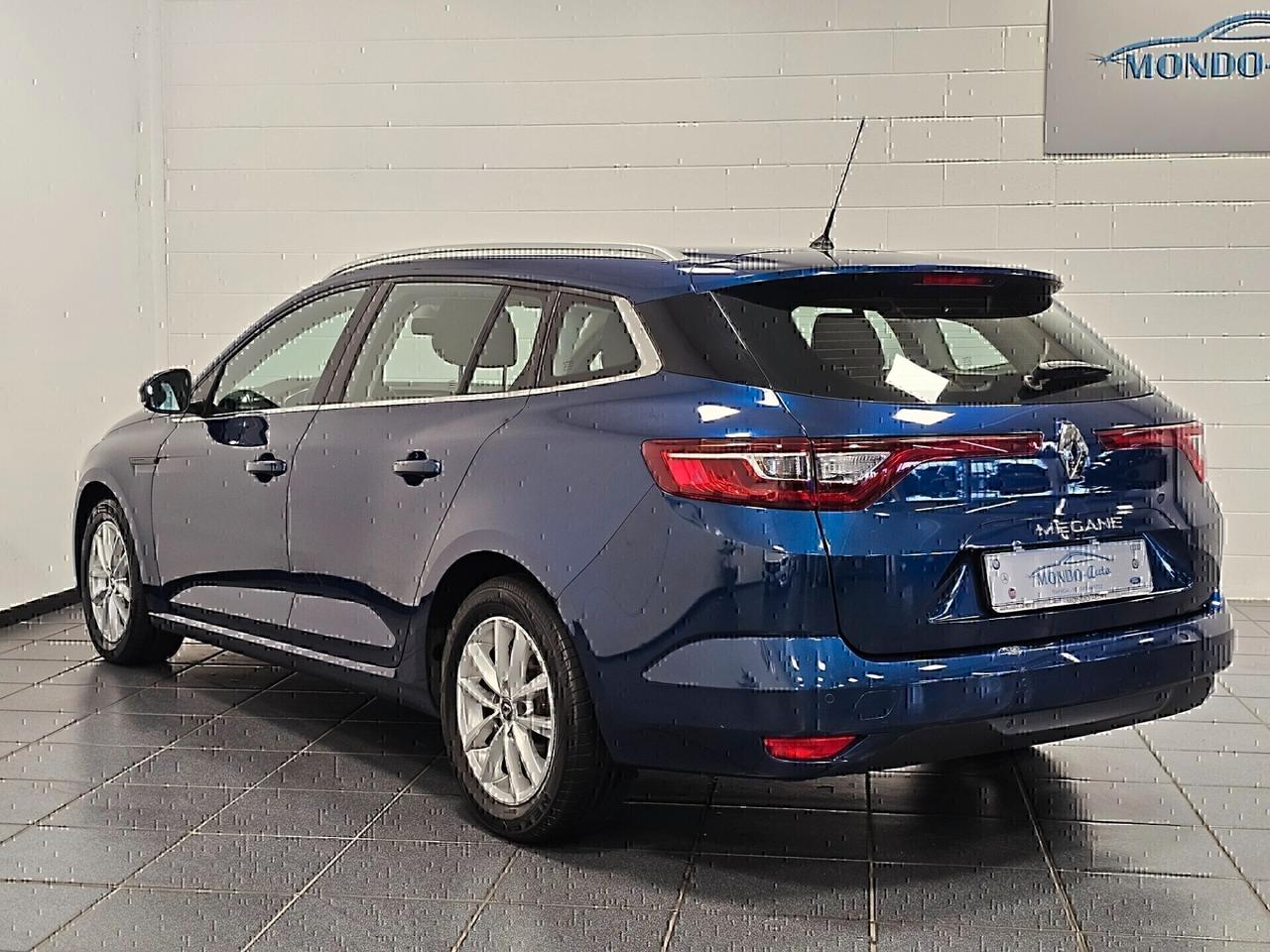Renault Megane ST 1.5 Blue dCii 115cv EDC Bus. 2020 NEOPATENTATI