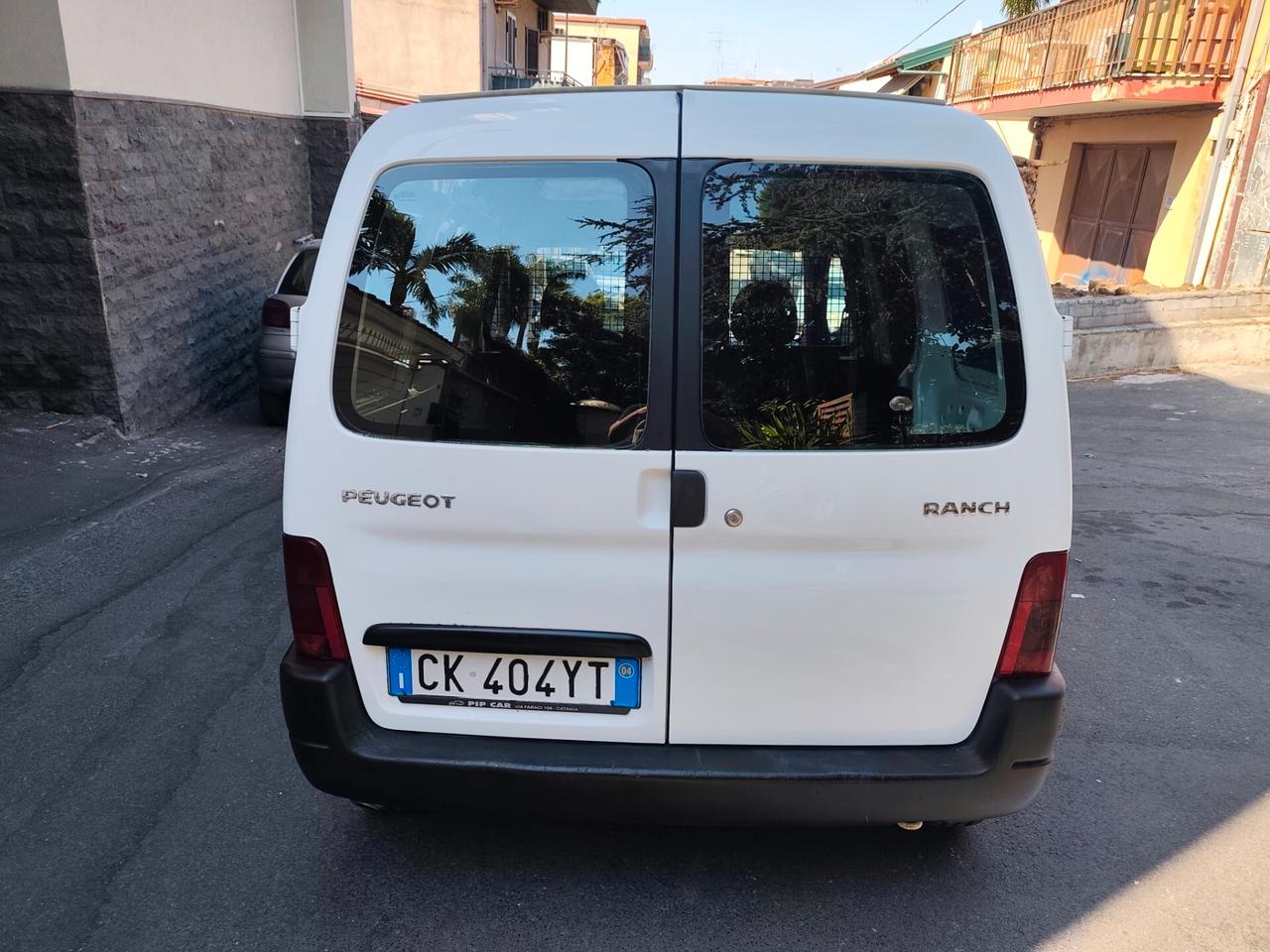 Peugeot Ranch 2.0 HDi 90 CV