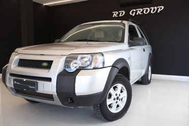 Land Rover Freelander 2.0 td4 3P gancio traino