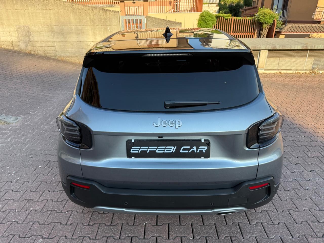 Jeep Avenger 1.2 Turbo e-Hybrid MHEV Summit