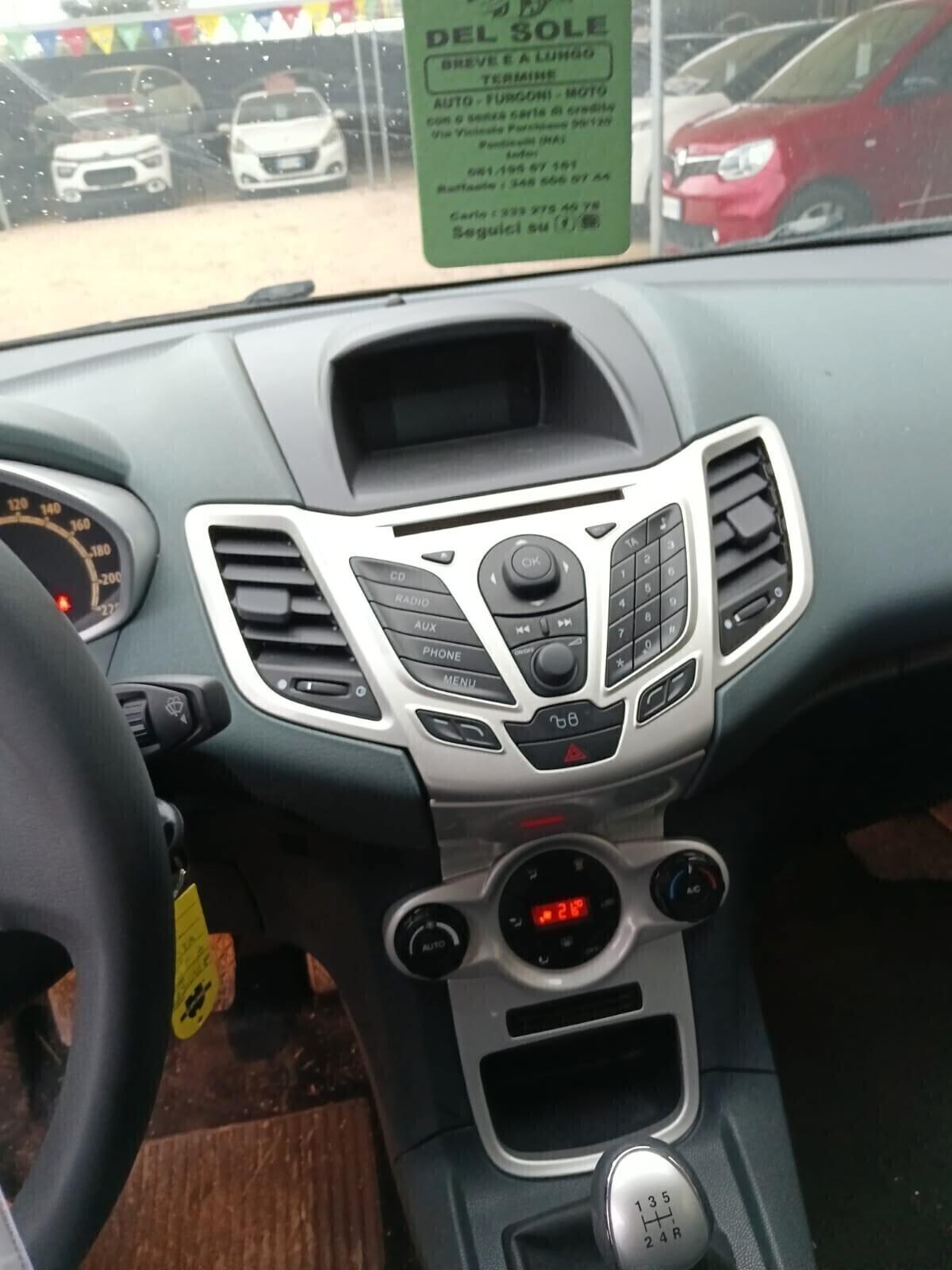 Ford Fiesta 1.2 82 CV 5 porte Titanium