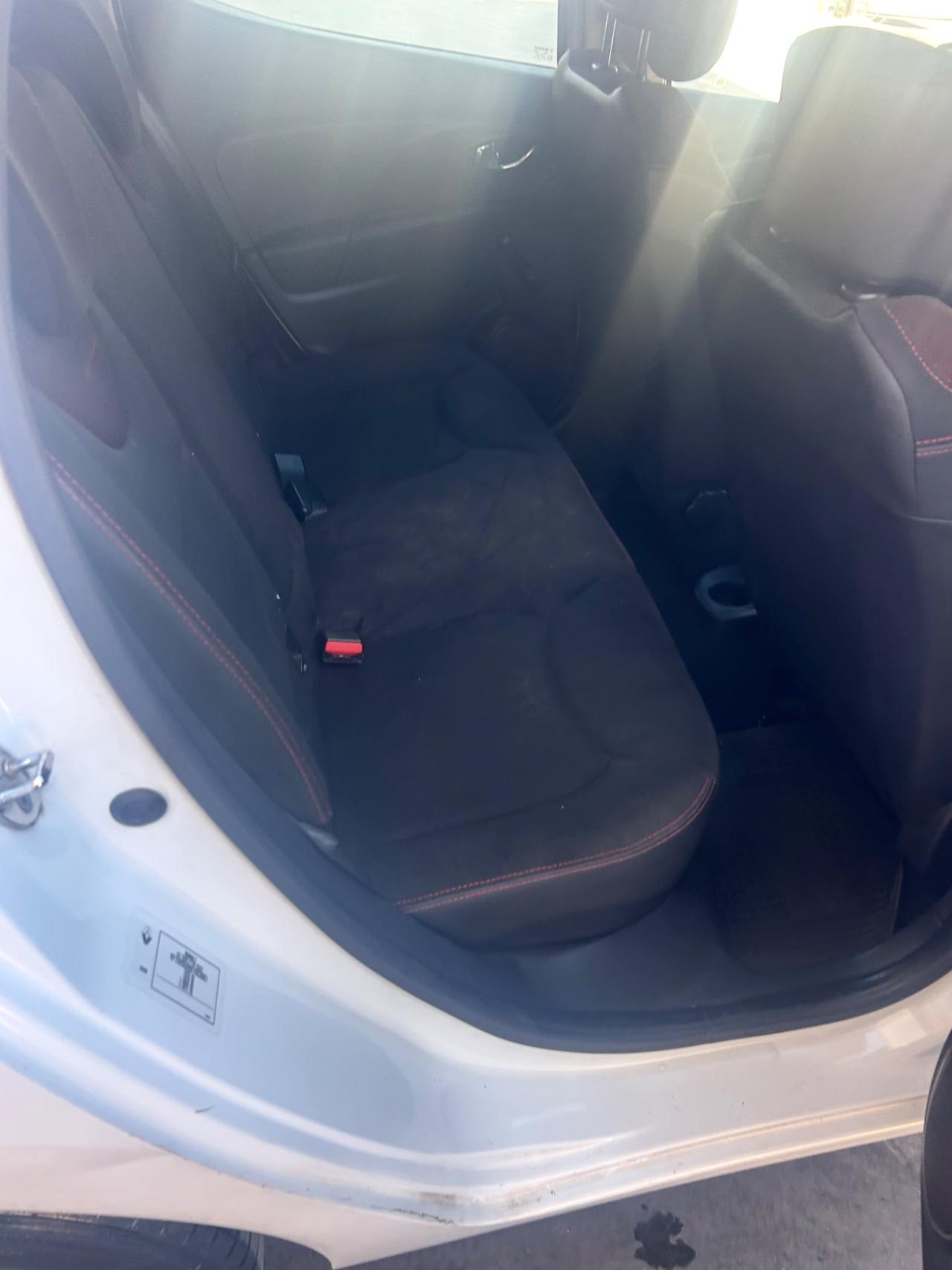 Renault Clio 1.2 75CV 5 porte GPL
