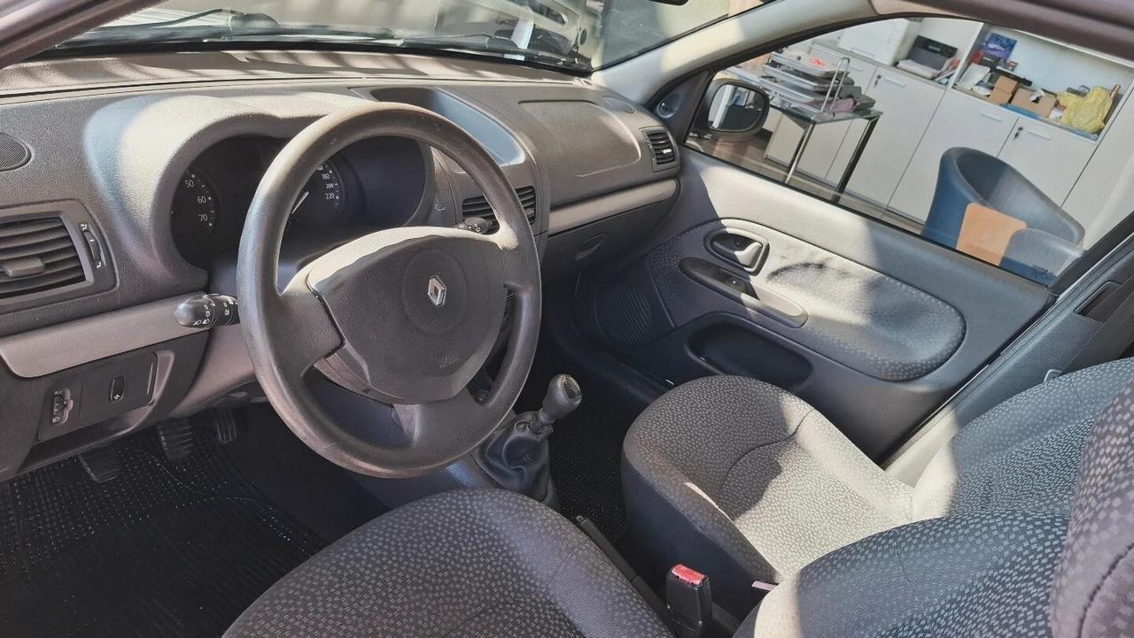 Renault Clio Storia 1.2 5 porte GPL Confort