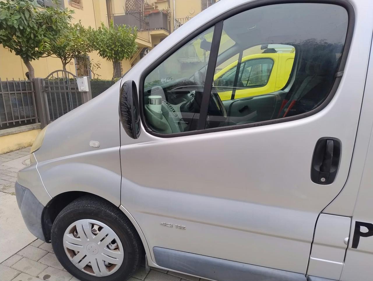 Renault Trafic 2.0 dCi
