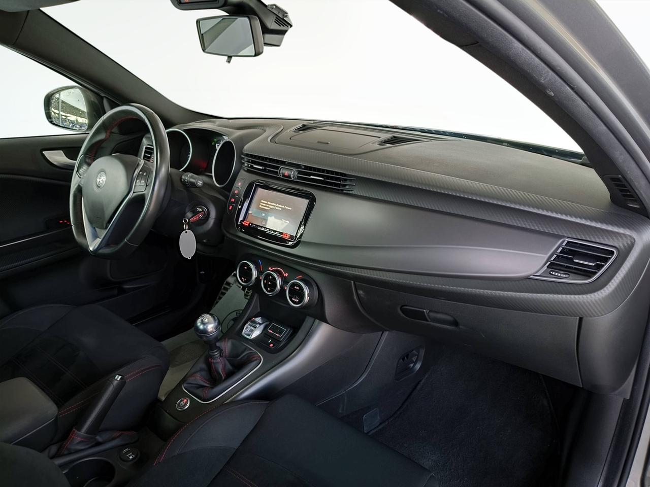 ALFA ROMEO Giulietta III 2016 - Giulietta 1.4 t. Carbon Edition 120cv