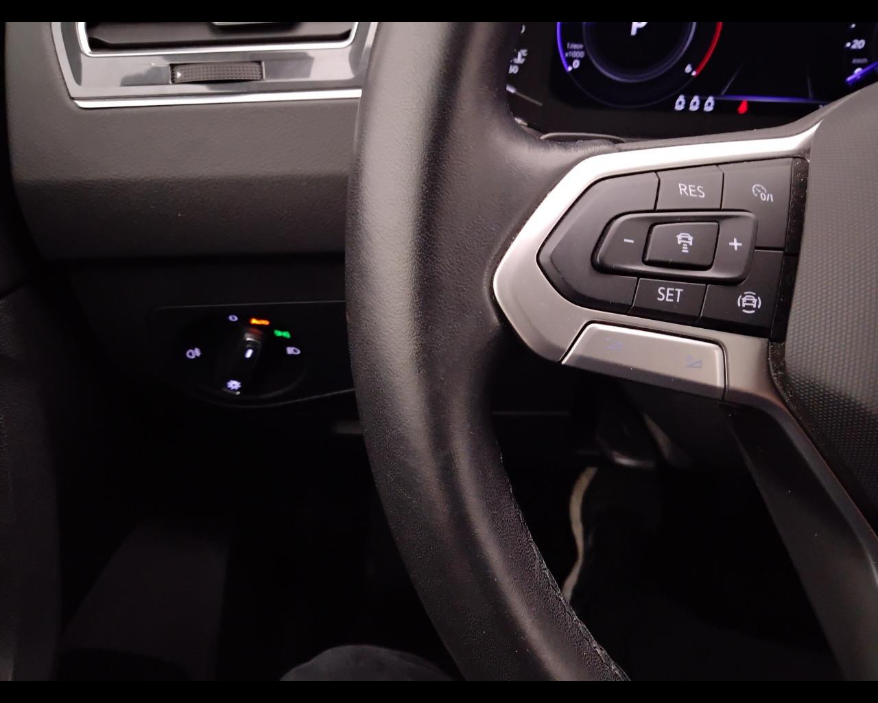 VOLKSWAGEN Tiguan II 2021 - Tiguan 2.0 tdi Life 150cv dsg