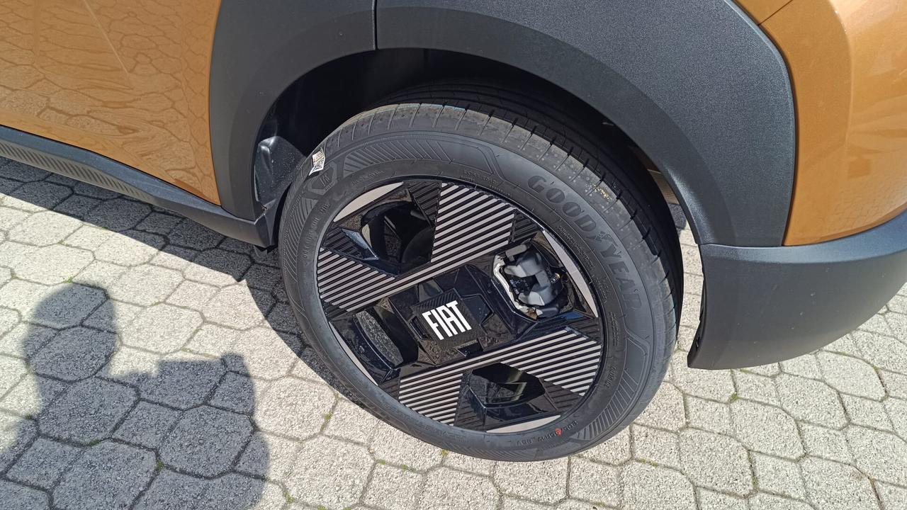 FIAT GRANDE PANDA IBRIDA LA PRIMA