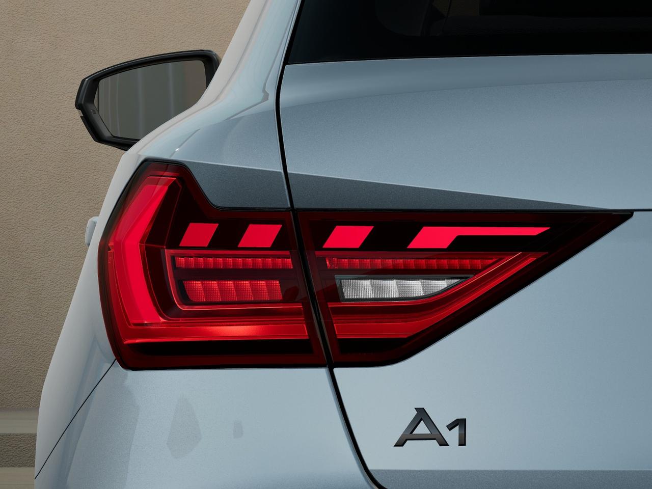 Audi A1 sportback 30 1.0 tfsi 116cv identity black