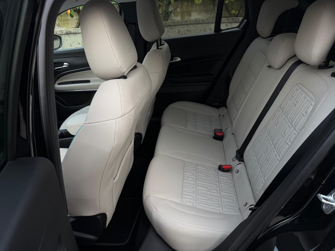 Fiat 600 Hybrid 110 CV DCT MHEV La Prima