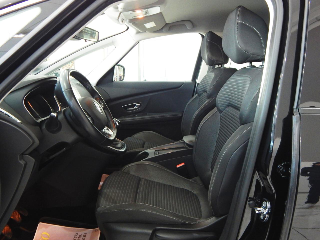 Renault Scenic 1.7 blue dci Business 120cv NAVIGATORE-PARK