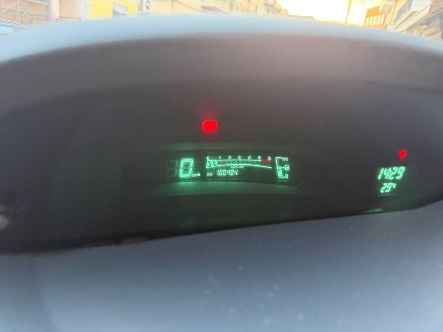 TOYOTA YARIS 1.4 D4D 90 CV SOL CERTIFICATA XFETTA
