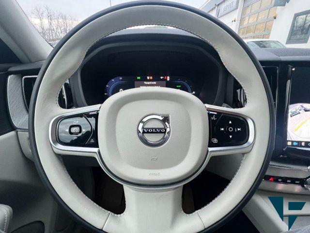 VOLVO XC60 T6 AWD automatico Plus Bright