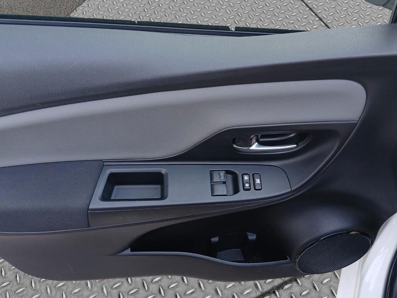 Toyota Yaris 5 Porte Yaris 5p 1.5h Business