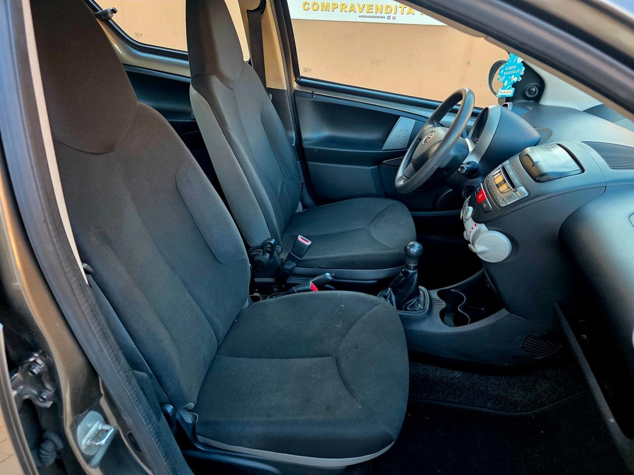 Toyota Aygo 1.0 12V VVT-i 3 porte Active Connect