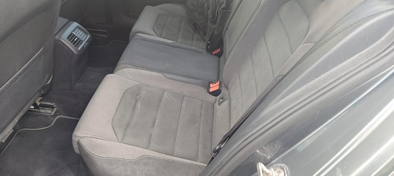 Volkswagen Golf 1.6 TDI 115 CV 5p. EXECUTIVE