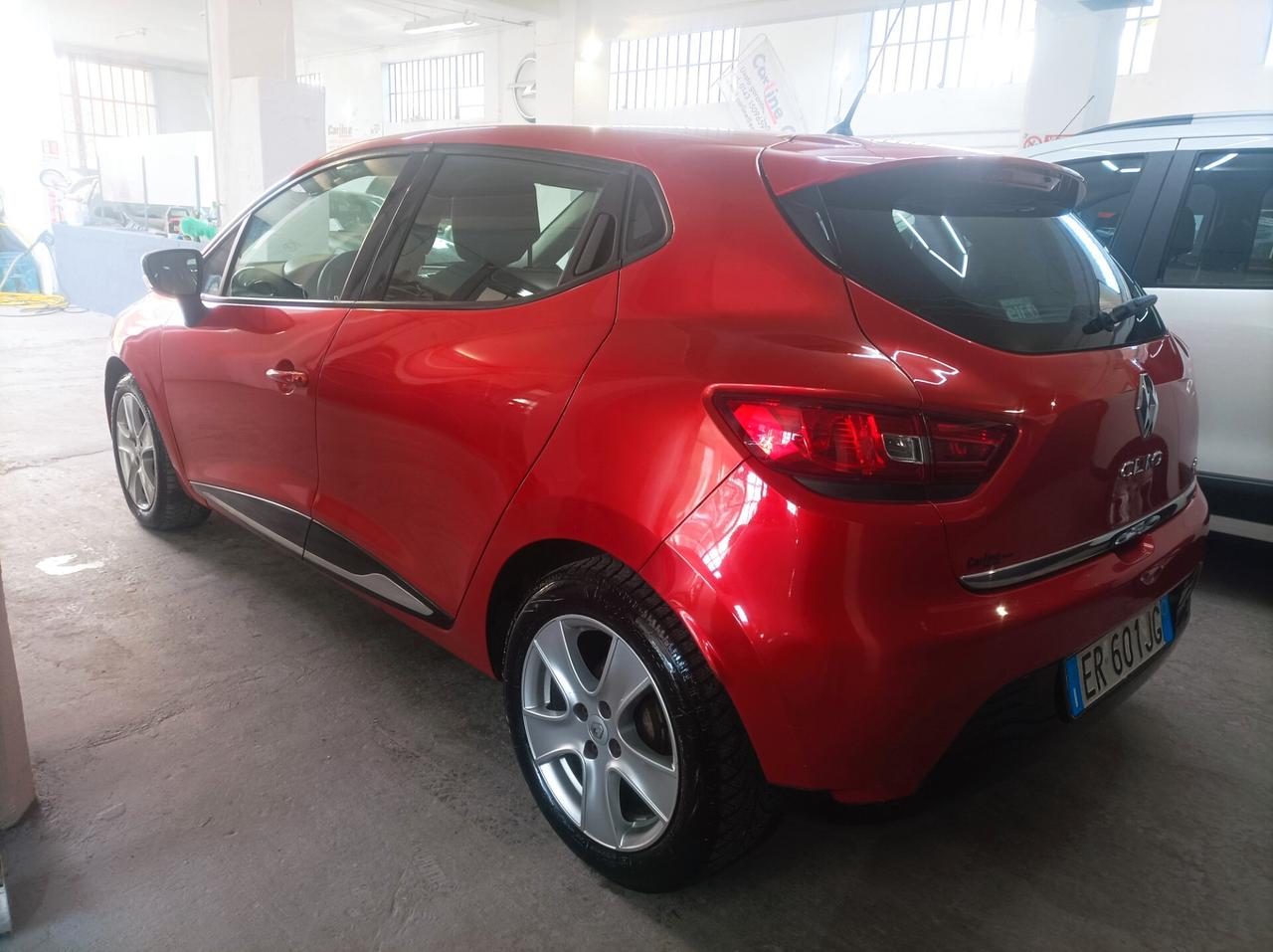 Renault Clio dCi 8V 75CV 5 P- Life Solo 108000KM