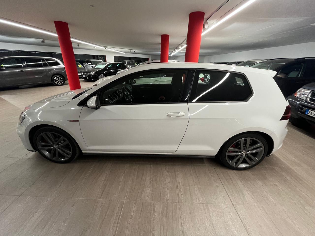 VW Golf VII GTI 2.0 TSI Performance 230 CV Euro 6