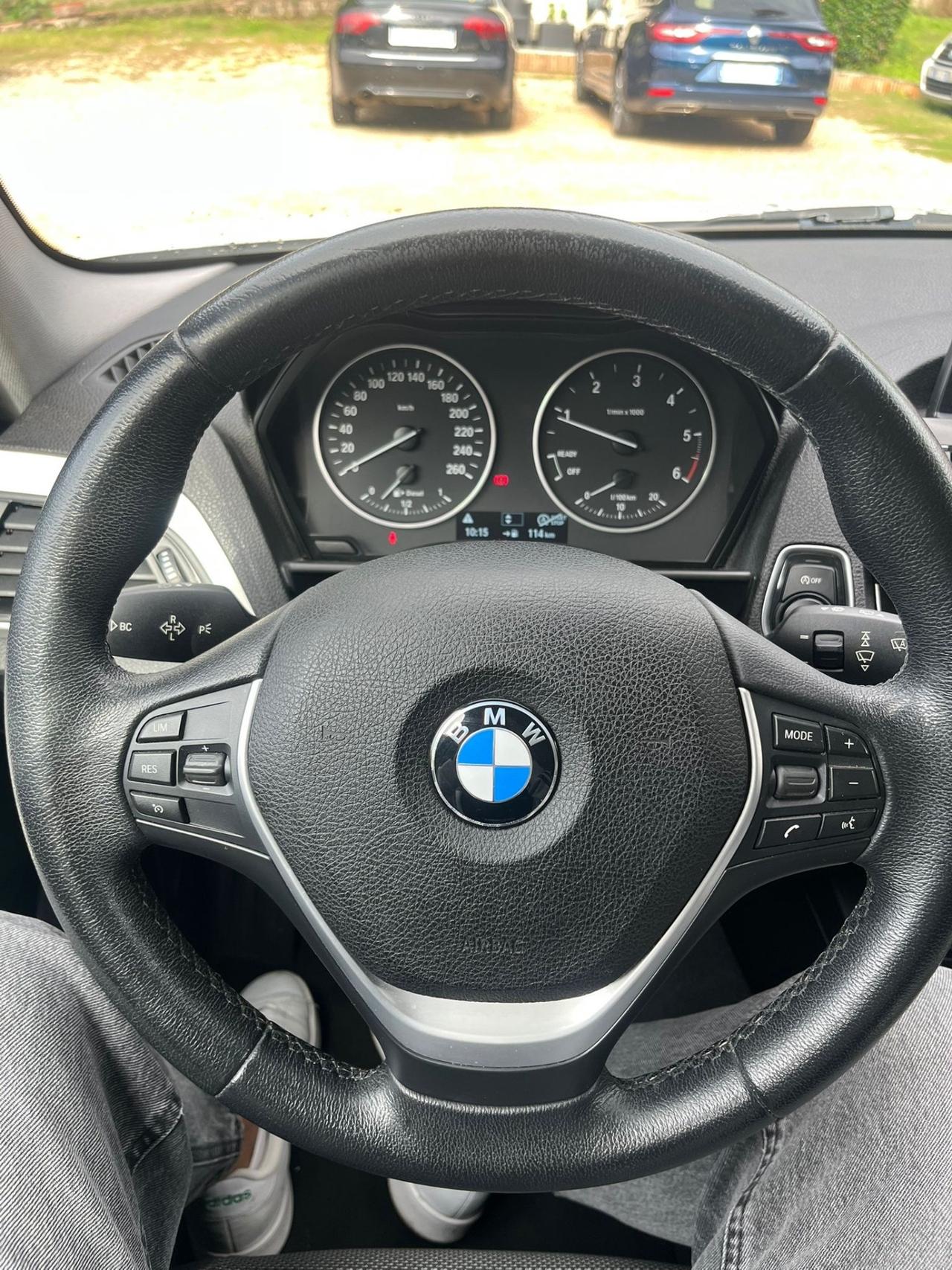 Bmw 118 118d 5p. Urban
