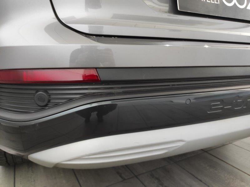 AUDI Q4 e-tron - Q4 40 e-tron Business Advanced