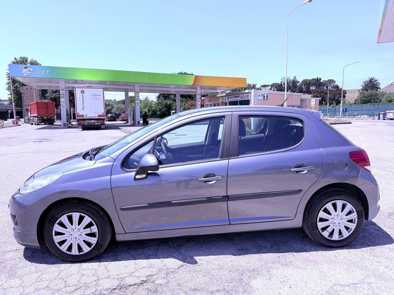Peugeot 207 1.4 8V 75CV 5p. Energie Sport ECO GPL