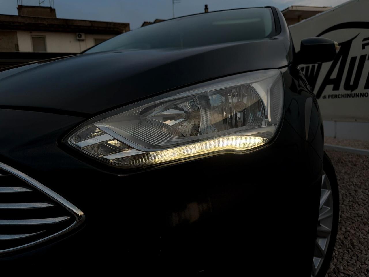 Ford C-Max Titanium