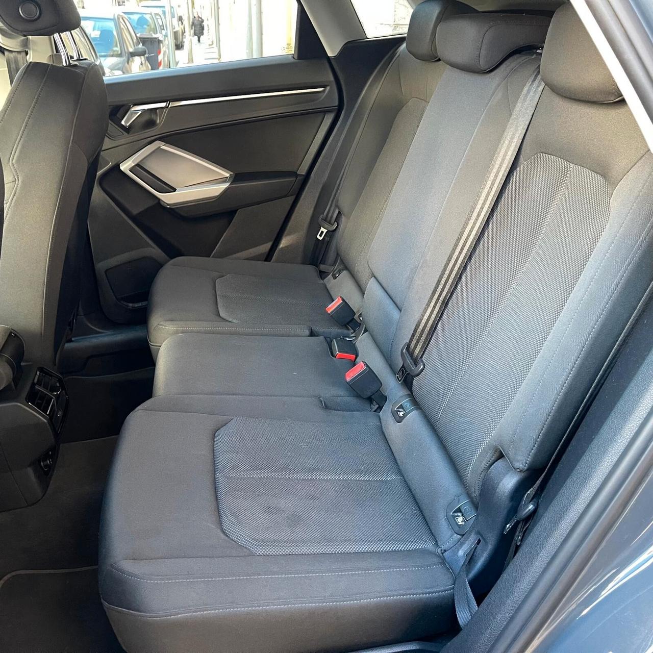 Audi Q3 2.0 TDI 150cv S tronic Business Advanced