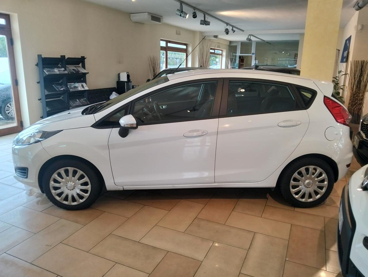 Ford Fiesta 1.5 TDCi 75CV 5 porte Business