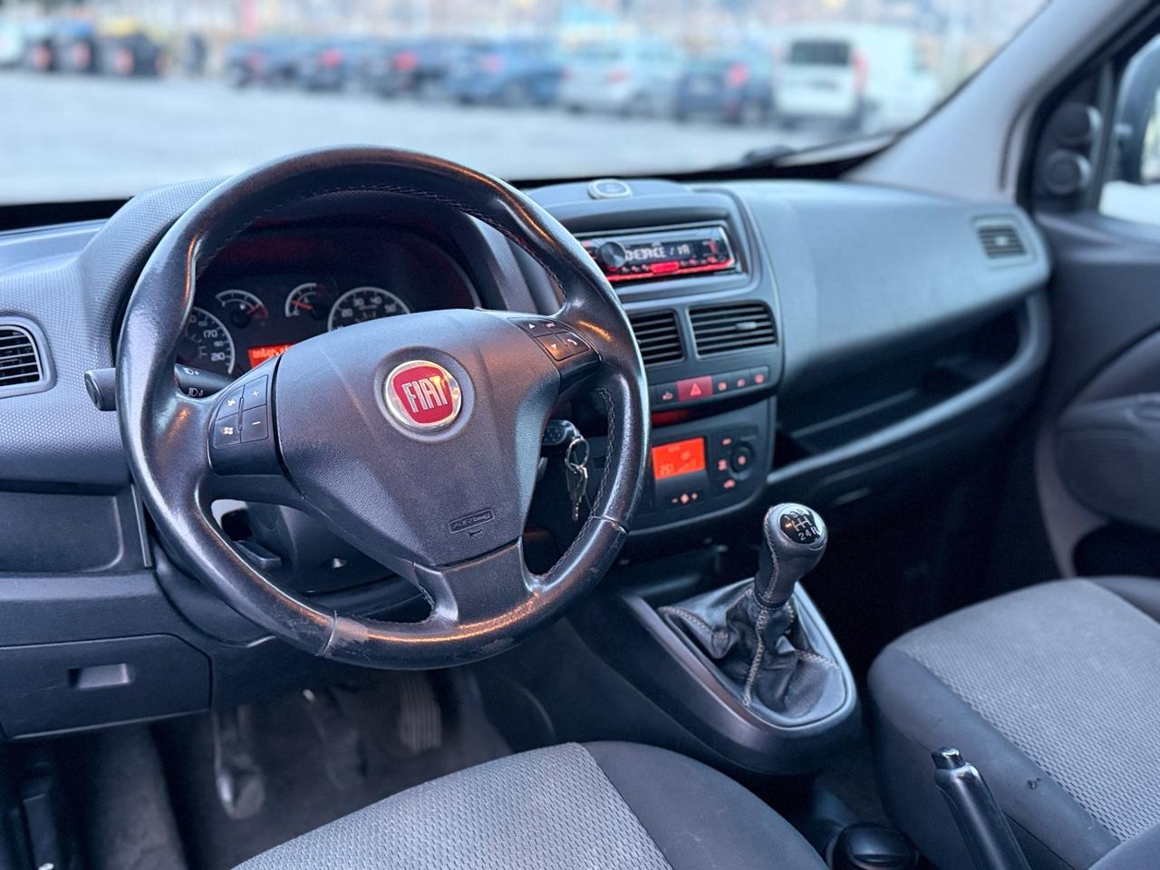 FIAT DOBLO 1.3 MJT 5 POSTI AUTOVETTURA 2010 - TOP DI GAMMA