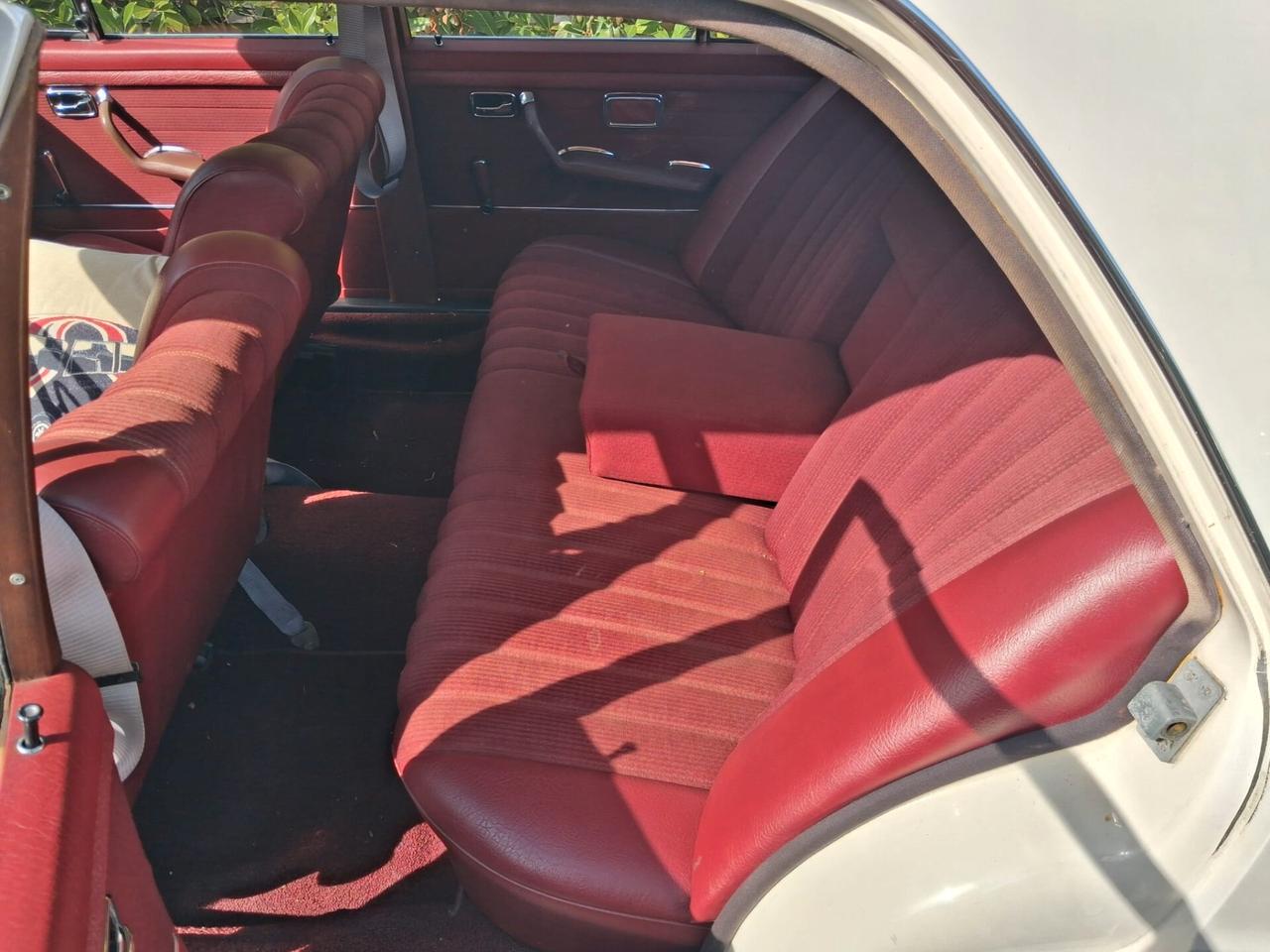 Mercedes-benz 280 SE Berlina