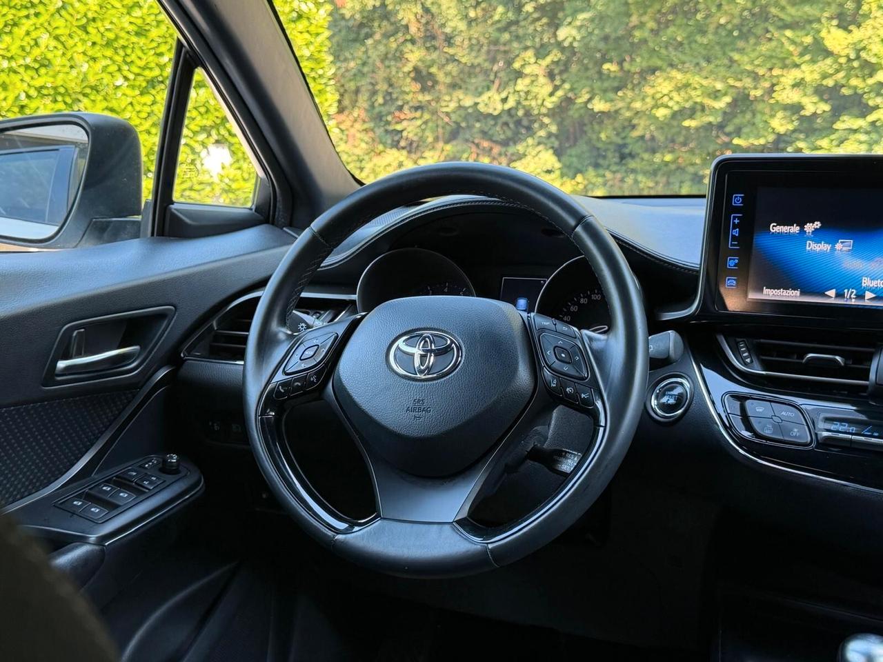 Toyota C-HR 1.2 Turbo CVT 4WD Business