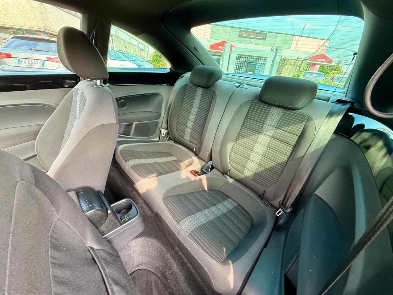 Volkswagen Maggiolino 1.4 TSI Sport - 2012