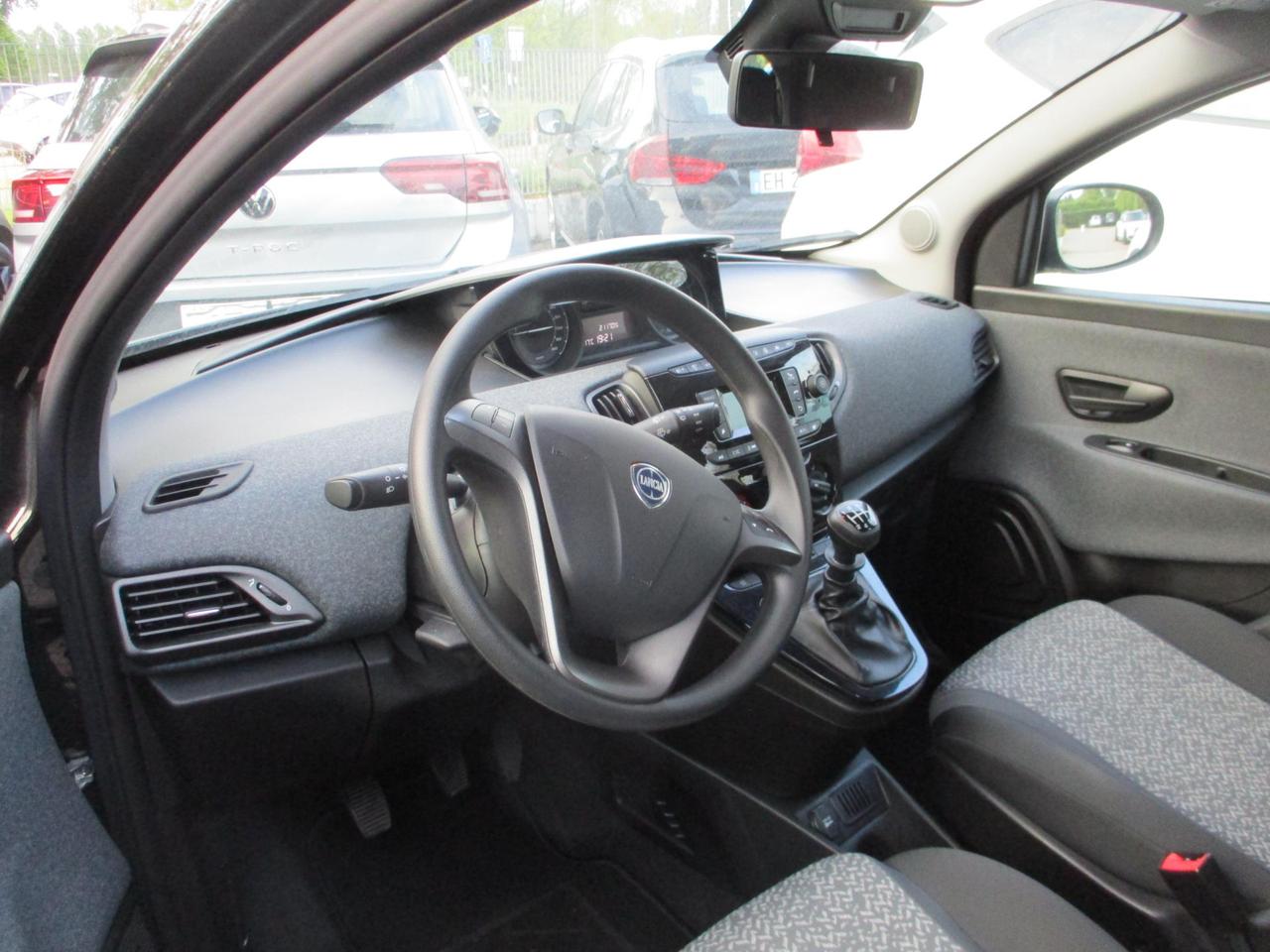 Lancia Ypsilon 1.0 Hybrid Silver Plus - Ok Neopat./Bluetooth