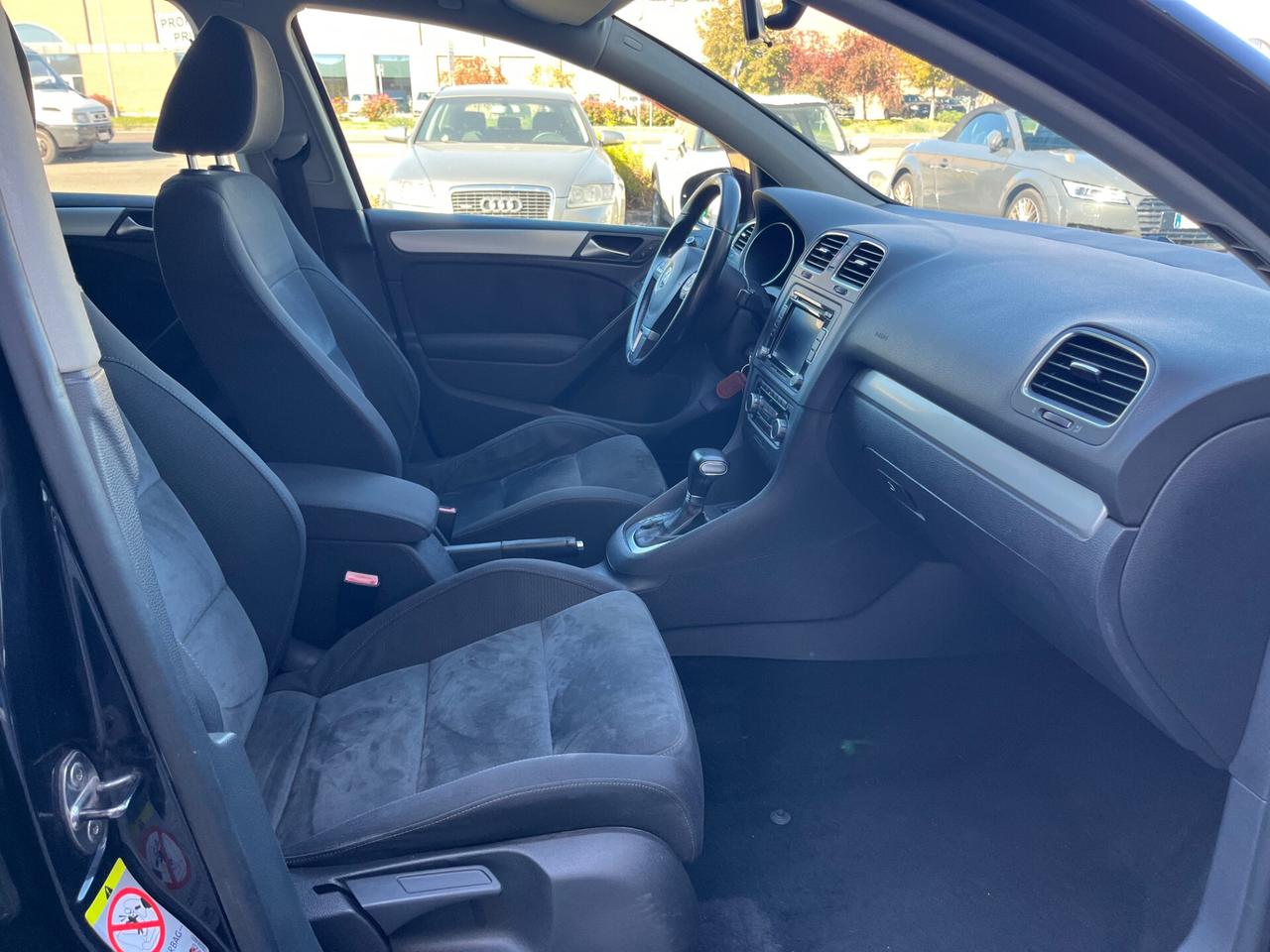Volkswagen Golf 2.0 TDI 140CV DPF DSG 5p. Highline