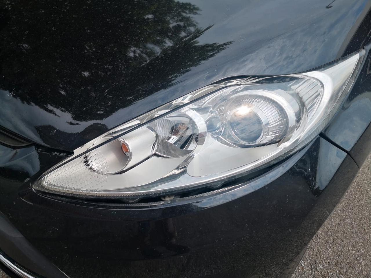 Ford Fiesta 1.4 TDCi 70CV 5 porte Titanium