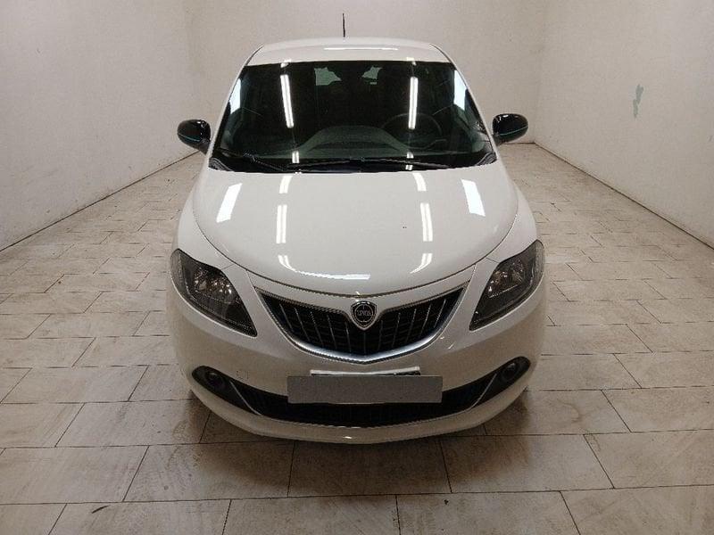 Lancia Ypsilon 1.0 firefly hybrid Gold s&s 70cv