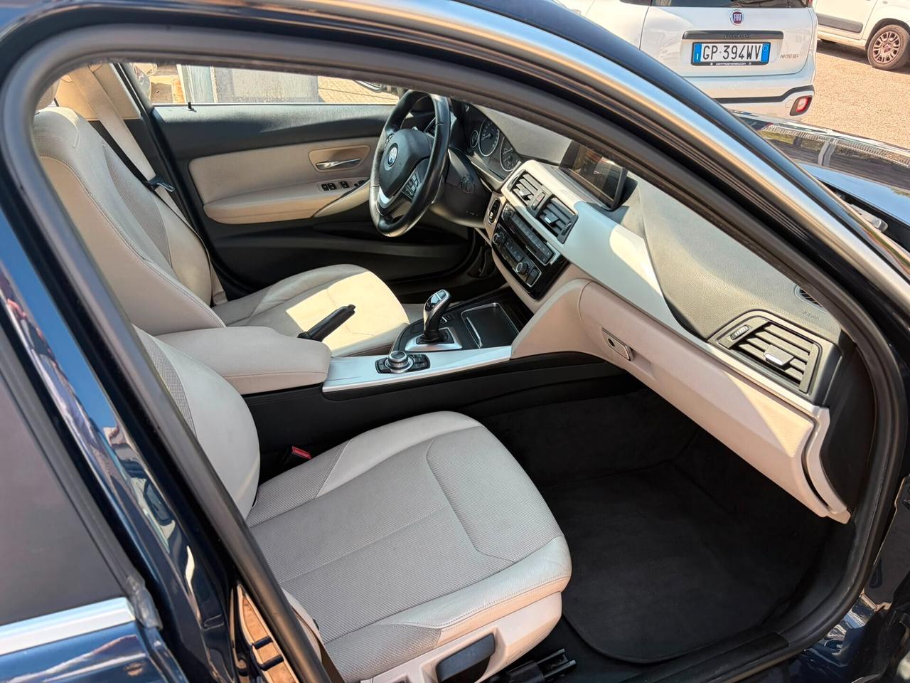 BMW 320 XDRIVE - 4X4