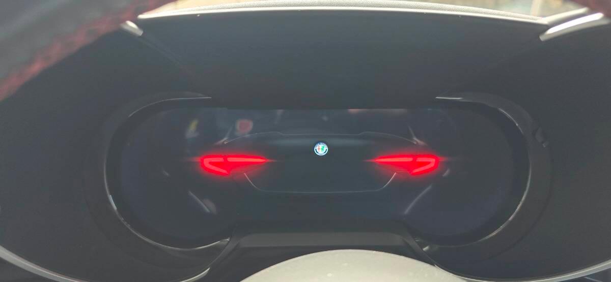 Alfa Romeo Giulia 2.2 t Competizione Q4 210cv auto * GAR 2ANNI ALFA*